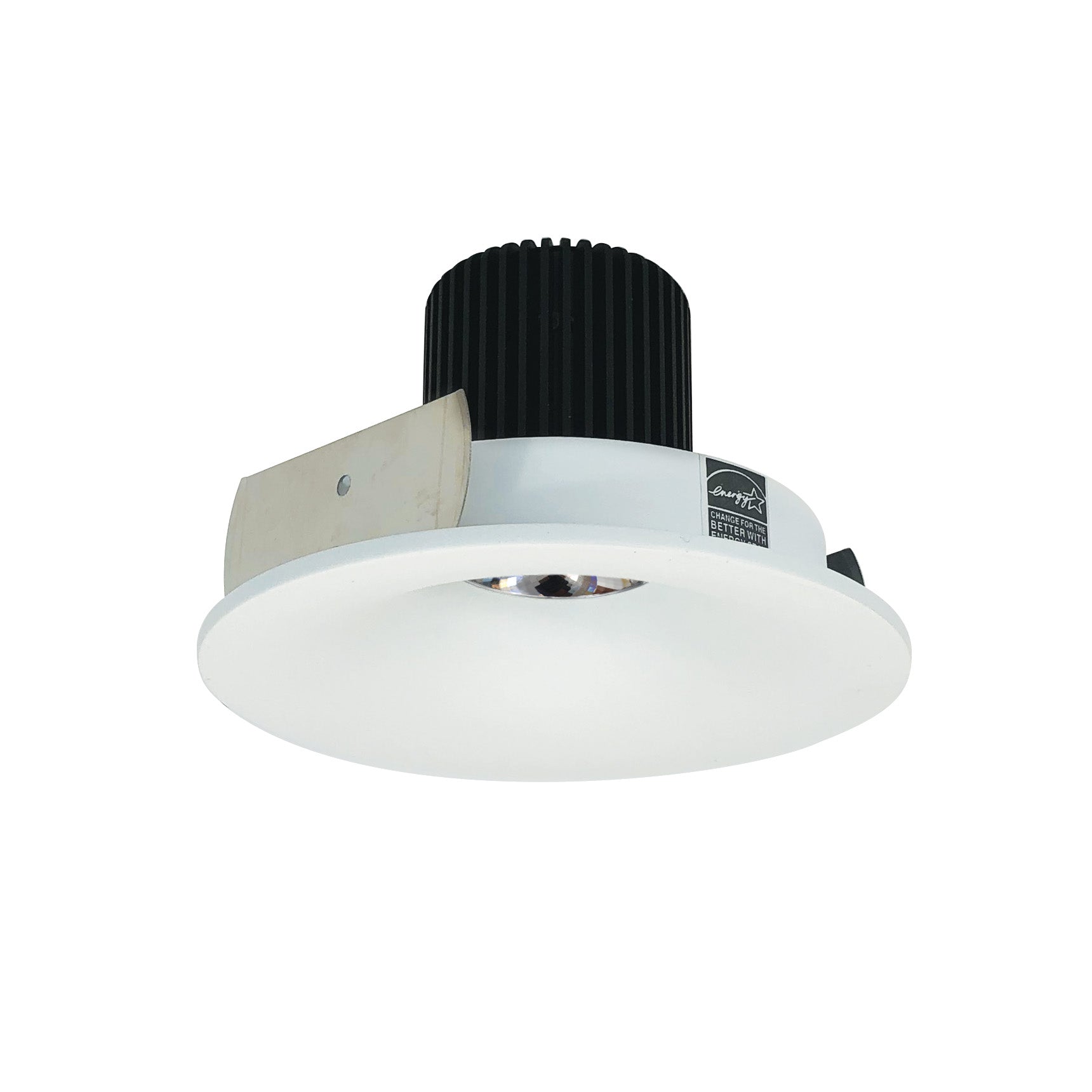 Nora Lighting NIO-4RNB27QMPW - Recessed - 4 Inch Iolite LED Round Bullnose, 10-Degree Optic, 800lm / 12W, 2700K, Matte Powder White Finish